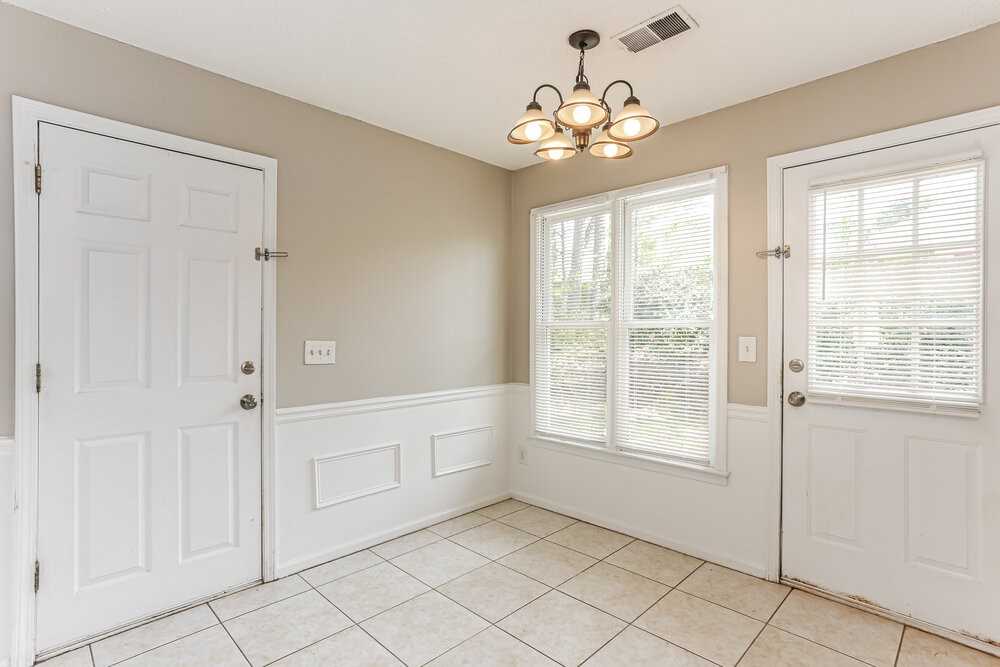 460 Heathgate Dr - Photo 7 of 17