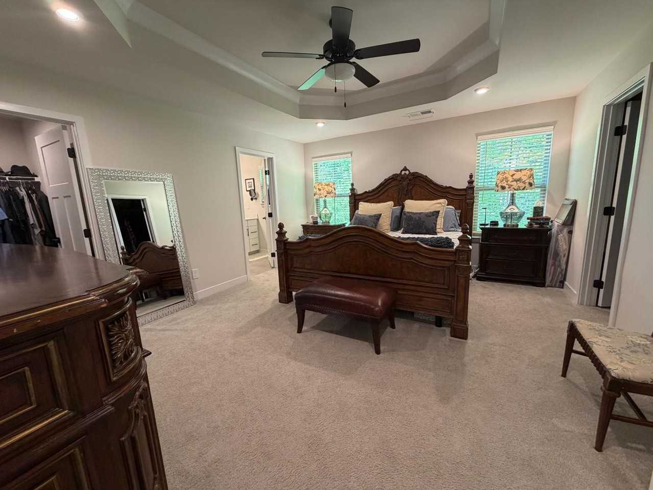 163 Beacon Dr - Photo 3 of 20