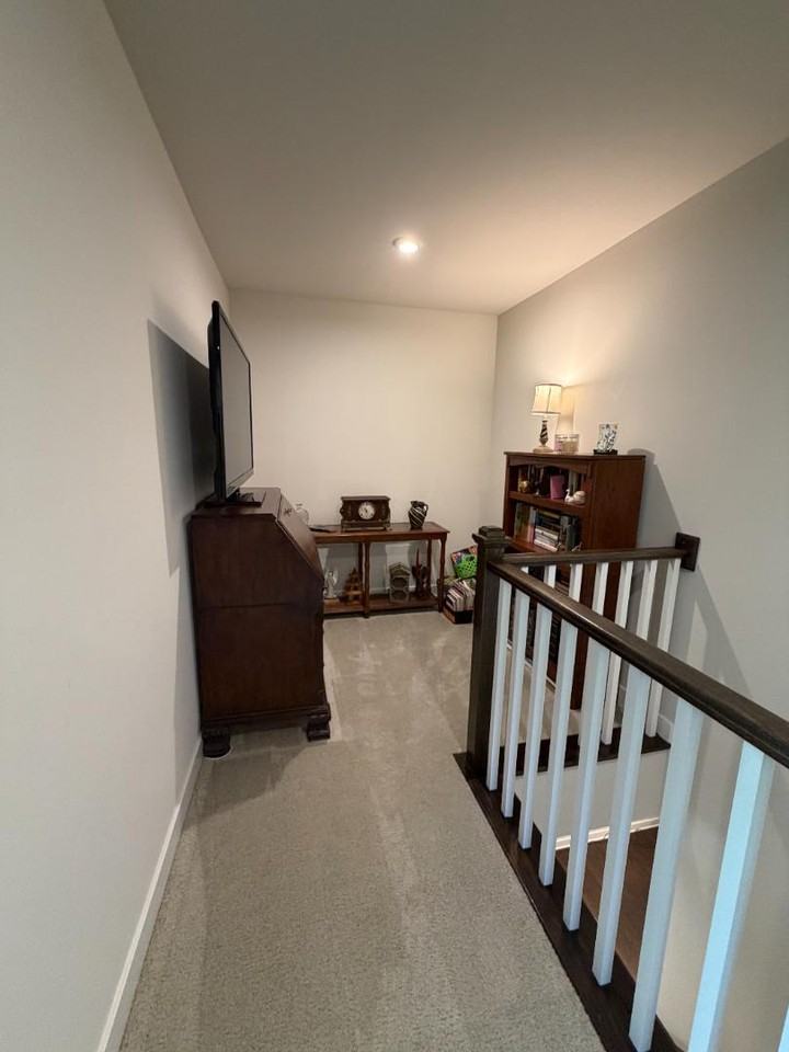 163 Beacon Dr - Photo 5 of 20