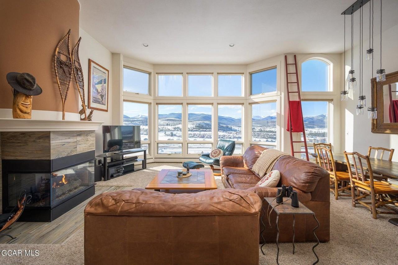 508 Cranmer Ave - Photo 2 of 17