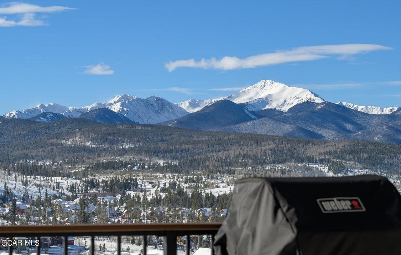 508 Cranmer Ave - Photo 5 of 17