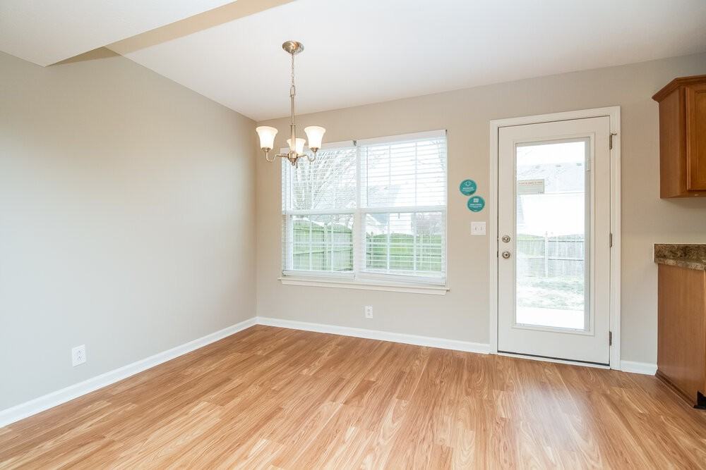 843 Kanatak Ln - Photo 6 of 17