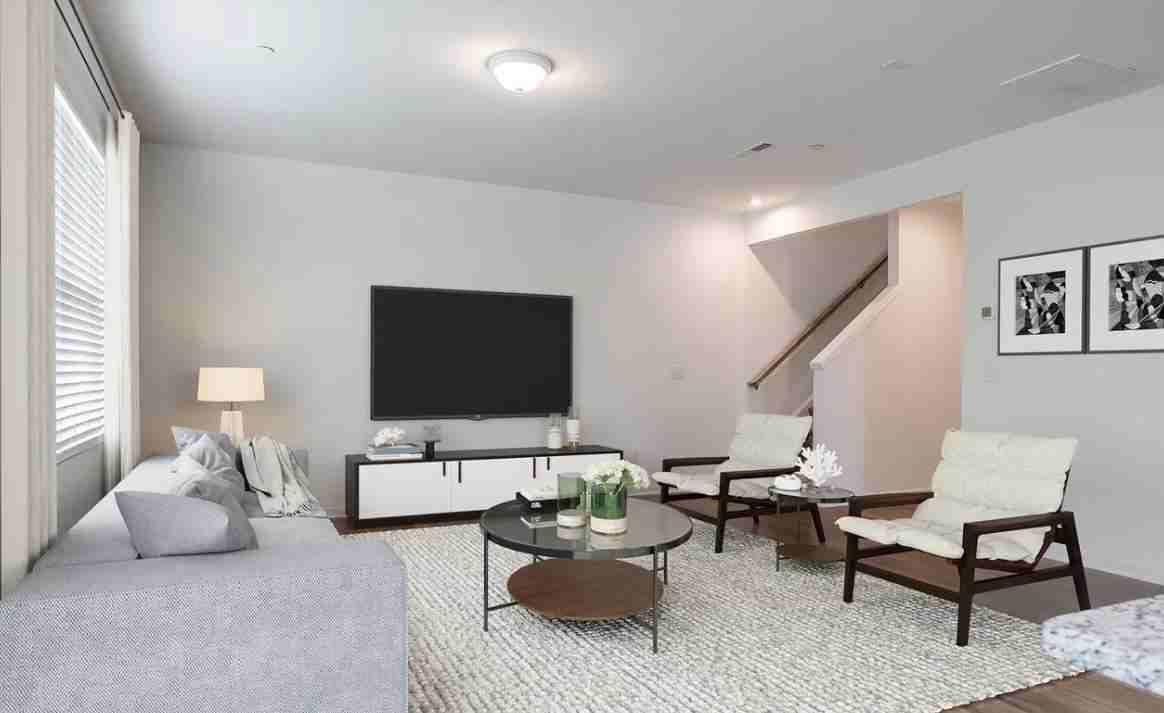 1504 Rhodes Pond St - Photo 3 of 11