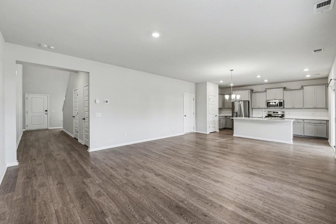 219 Cypress Preserve Blvd - Photo 6 of 11