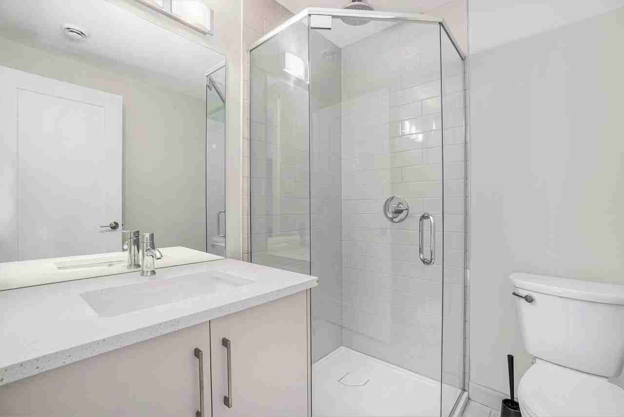 33 Heney St. - Photo 7 of 11