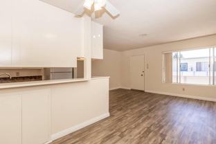 22636 Ocean Ave - Photo 1 of 1