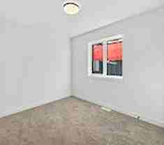 SF338 | 1 Month Free – 3 Bedroom Main Floor Home – Northwest Edmonton - Photo 1 of 1