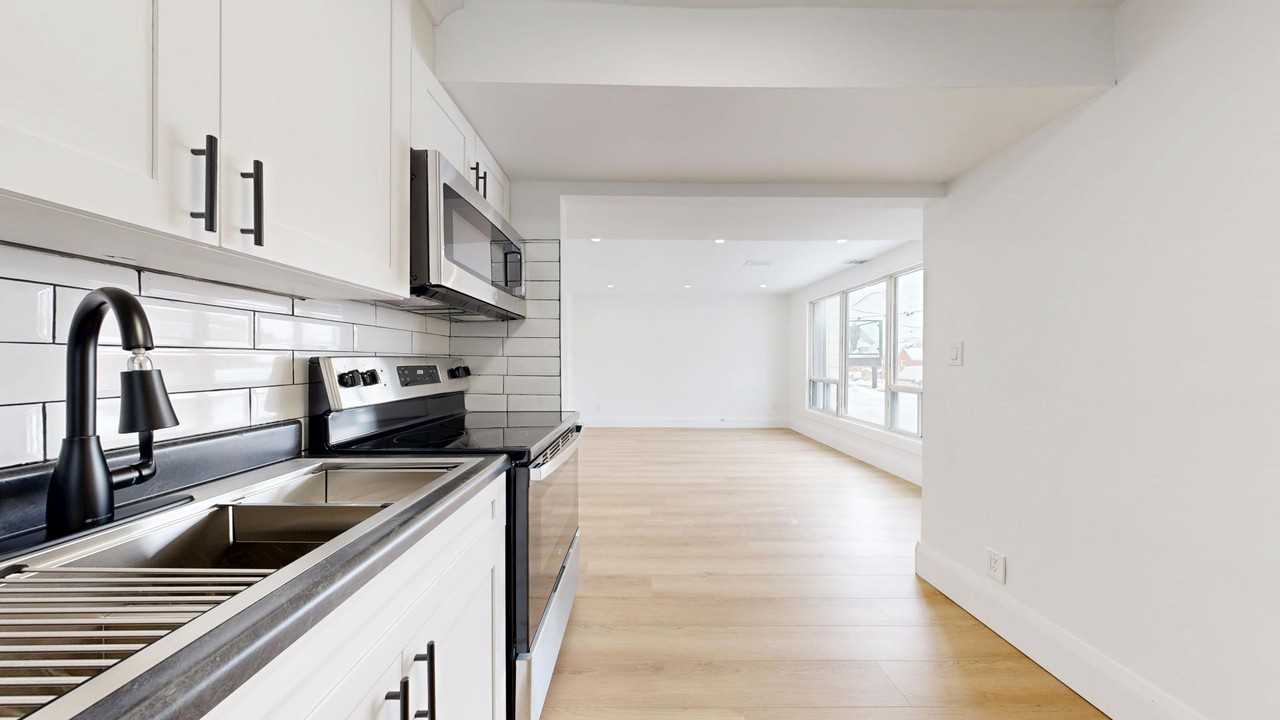 1252 Davenport Rd - Photo 2 of 30