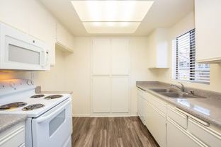 26571 Normandale Dr - Photo 1 of 1
