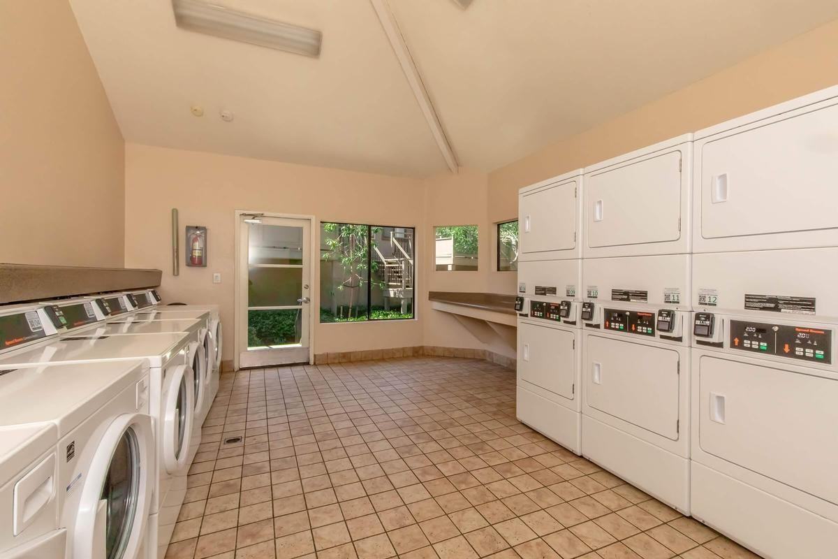 26571 Normandale Dr - Photo 5 of 50
