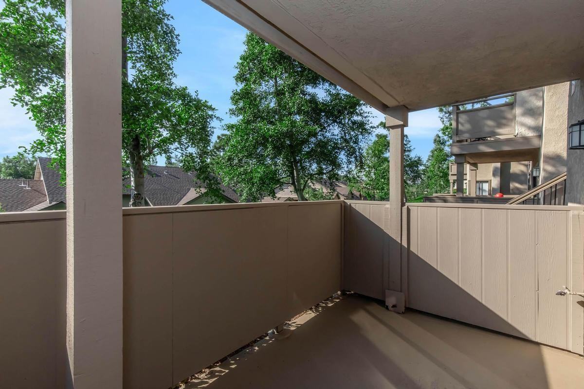 26571 Normandale Dr - Photo 4 of 50