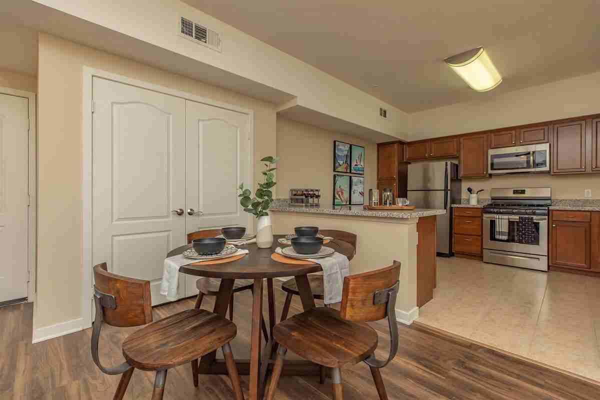 37600 College Dr - Photo 5 of 50