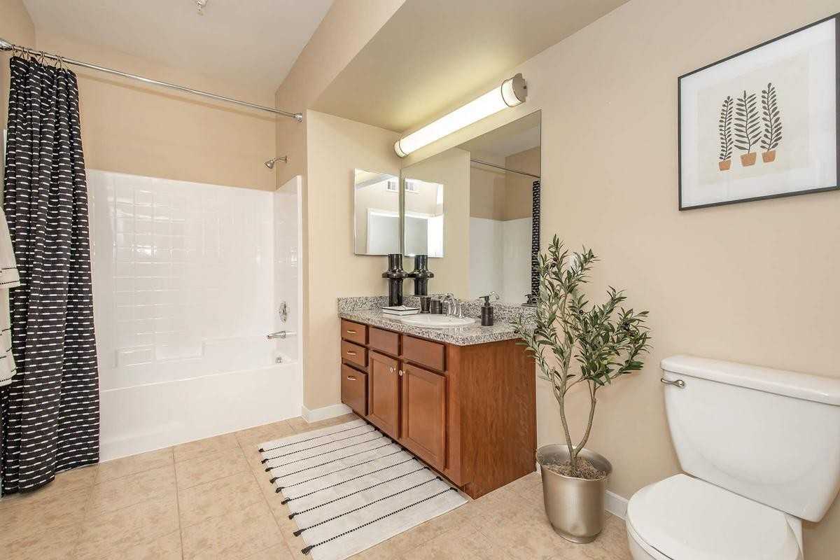 37600 College Dr - Photo 6 of 50
