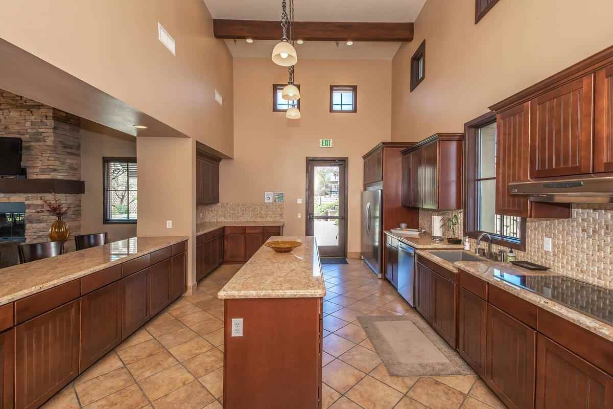 37600 College Dr - Photo 7 of 50