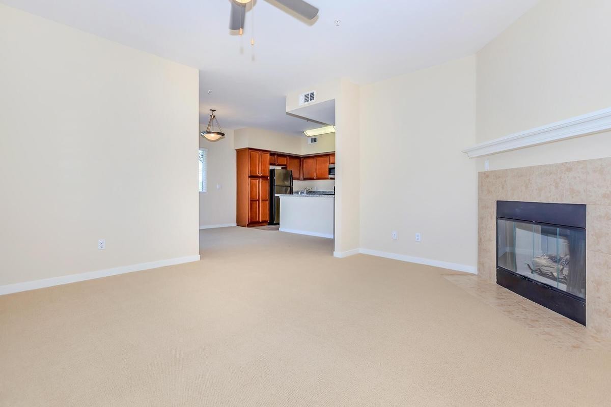 37600 College Dr - Photo 2 of 50