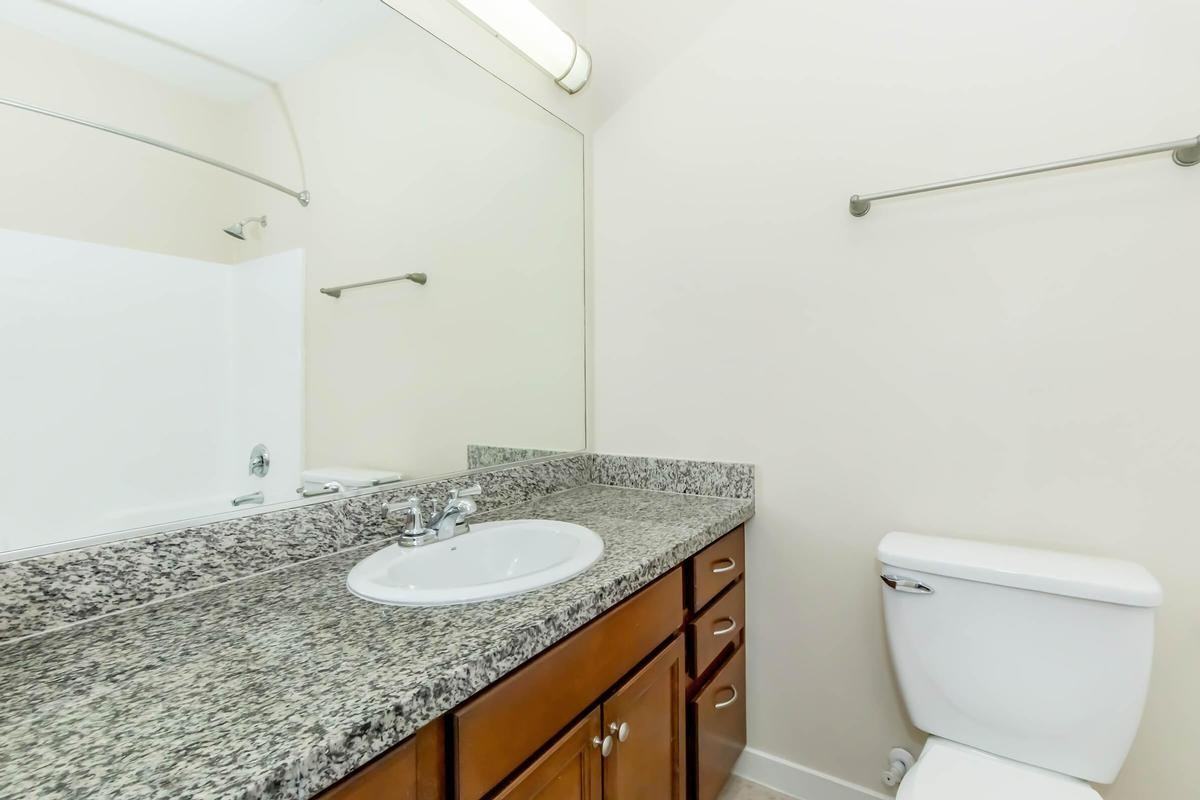 37600 College Dr - Photo 4 of 50