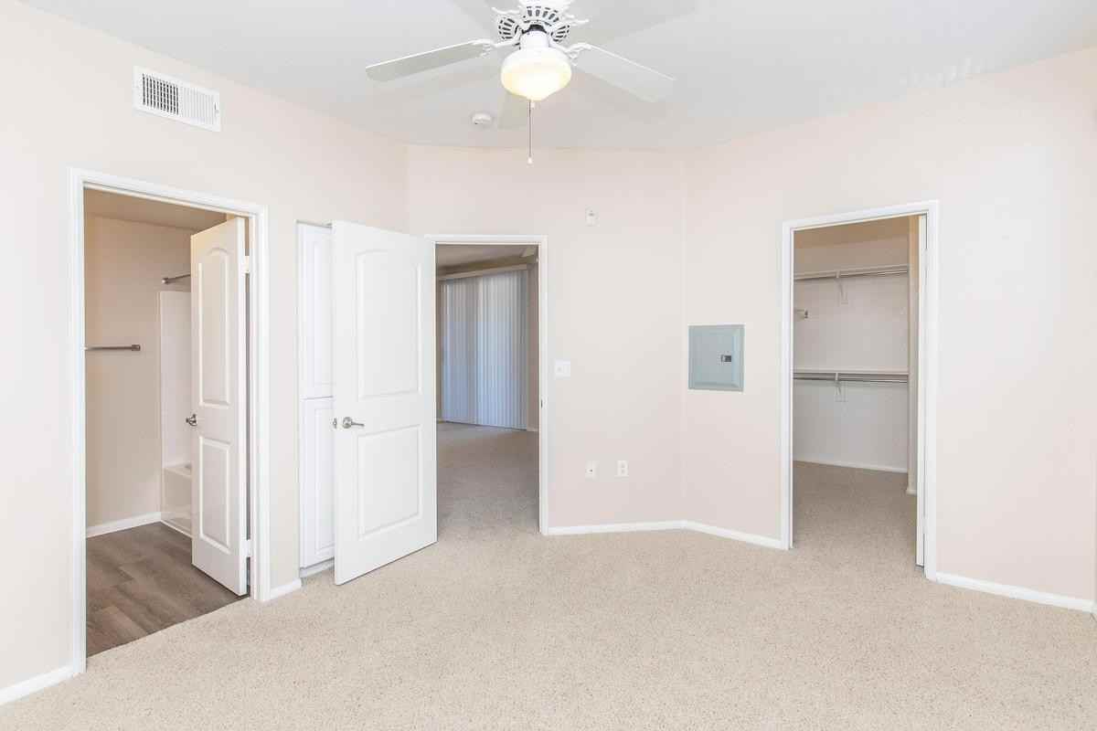 7550 Desert Holly St - Photo 4 of 50