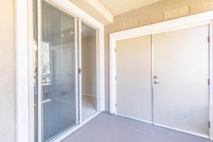 featured image of 7550 Desert Holly St