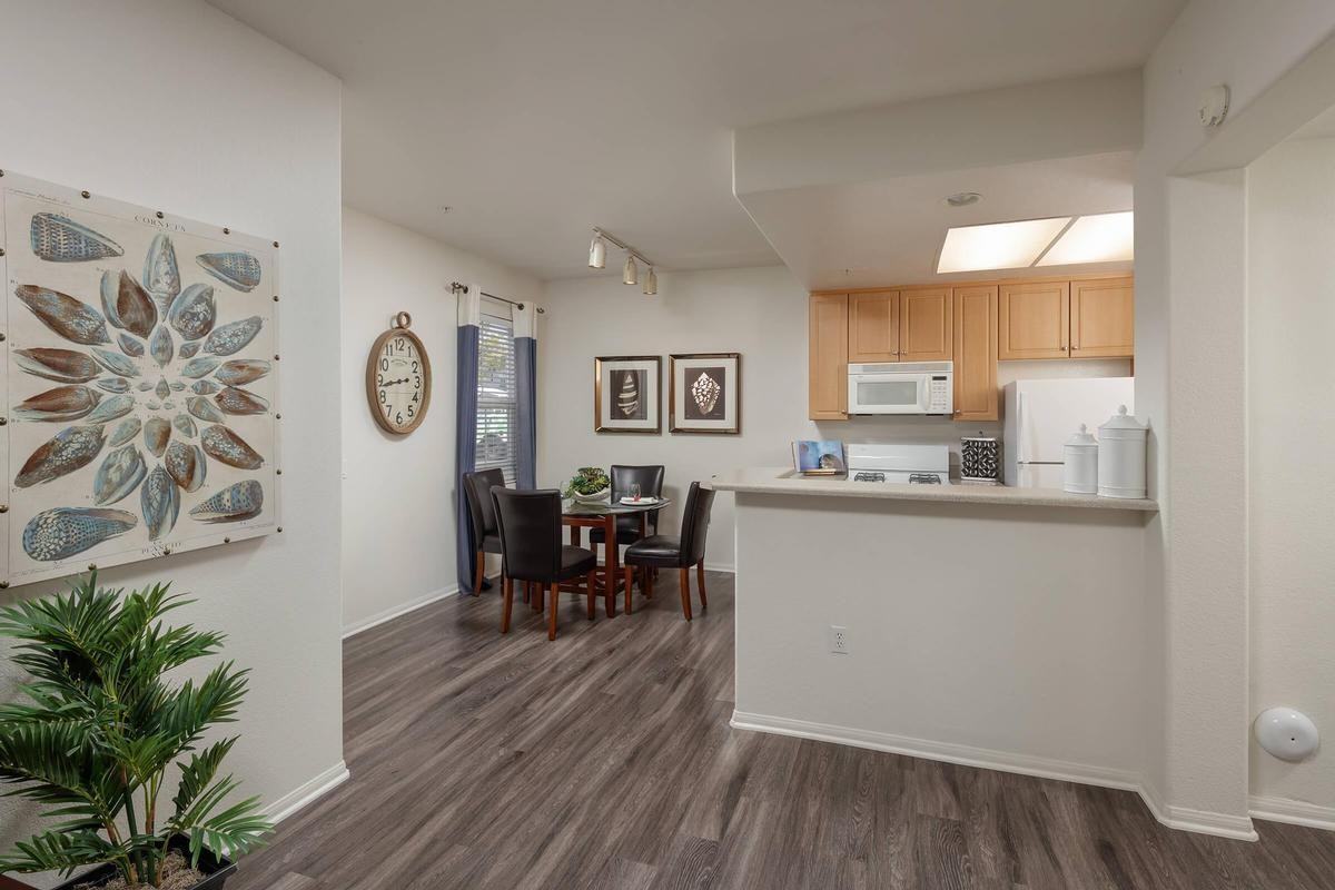 76 Mercantile Way - Photo 5 of 9