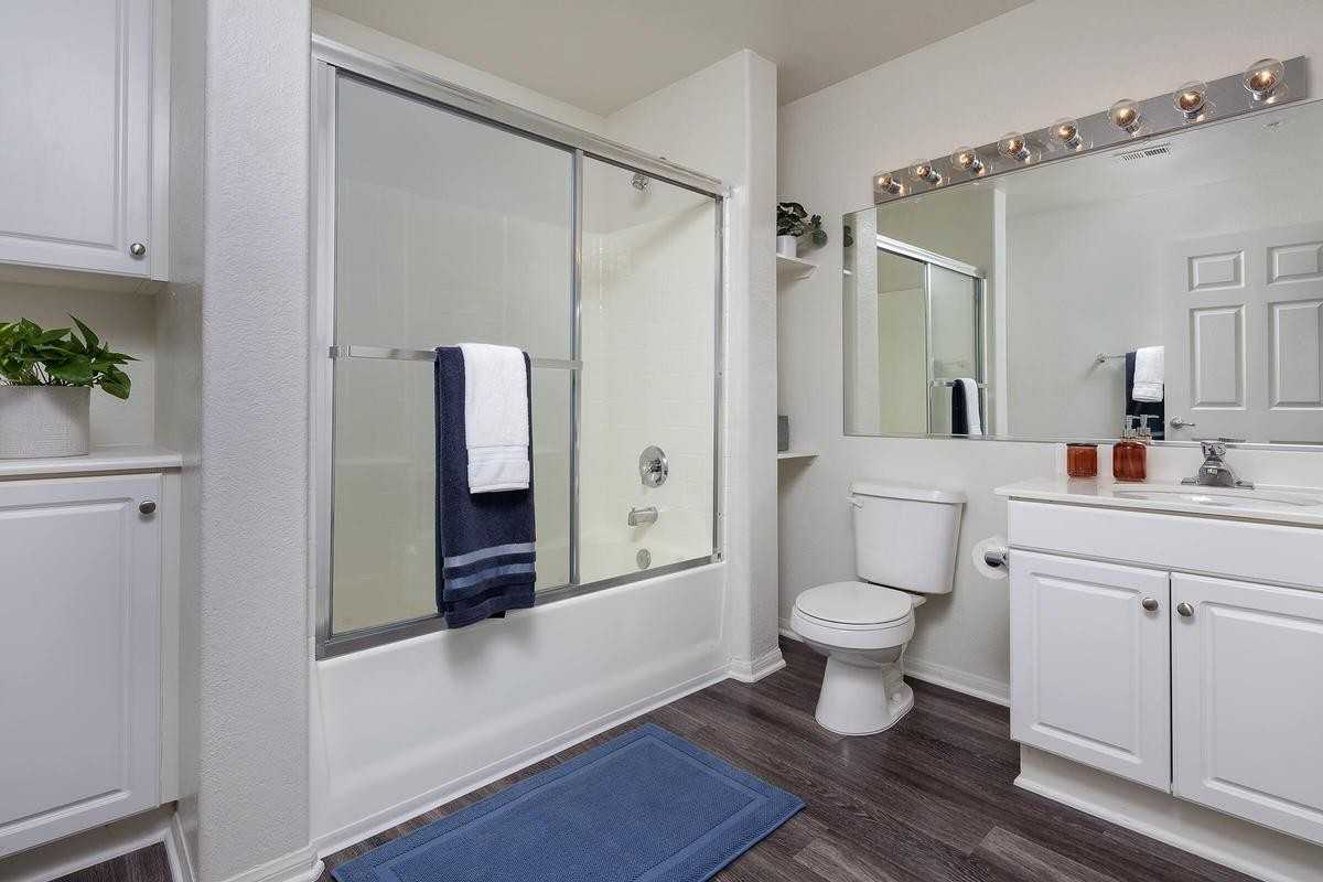 76 Mercantile Way - Photo 2 of 9