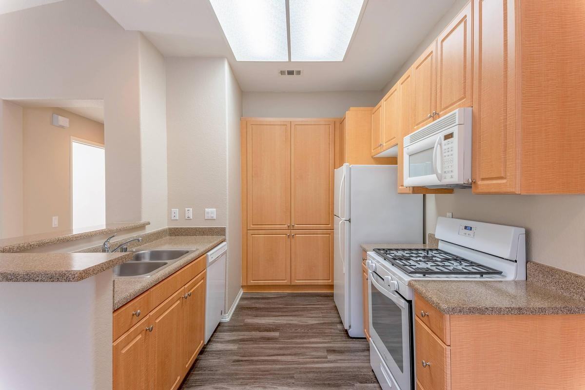 76 Mercantile Way - Photo 5 of 50