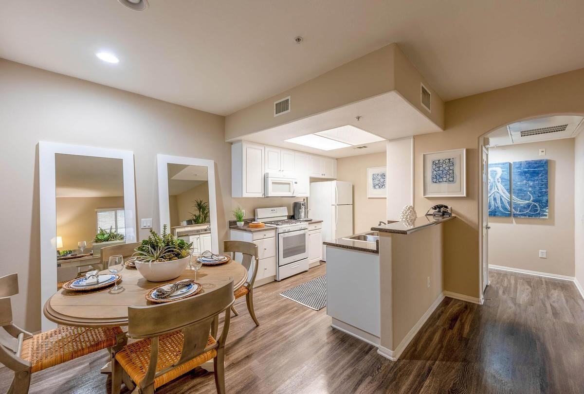 2000 Corporate Dr - Photo 4 of 50