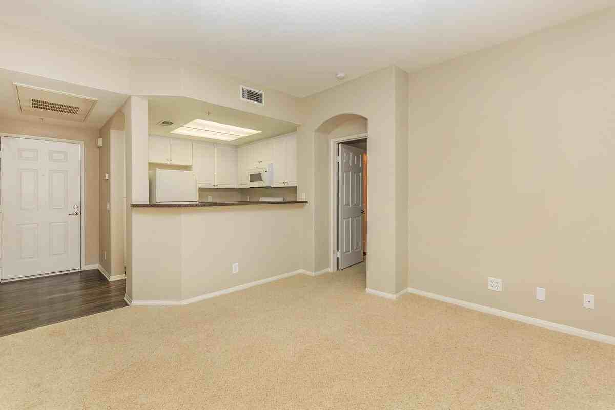 2000 Corporate Dr - Photo 5 of 10