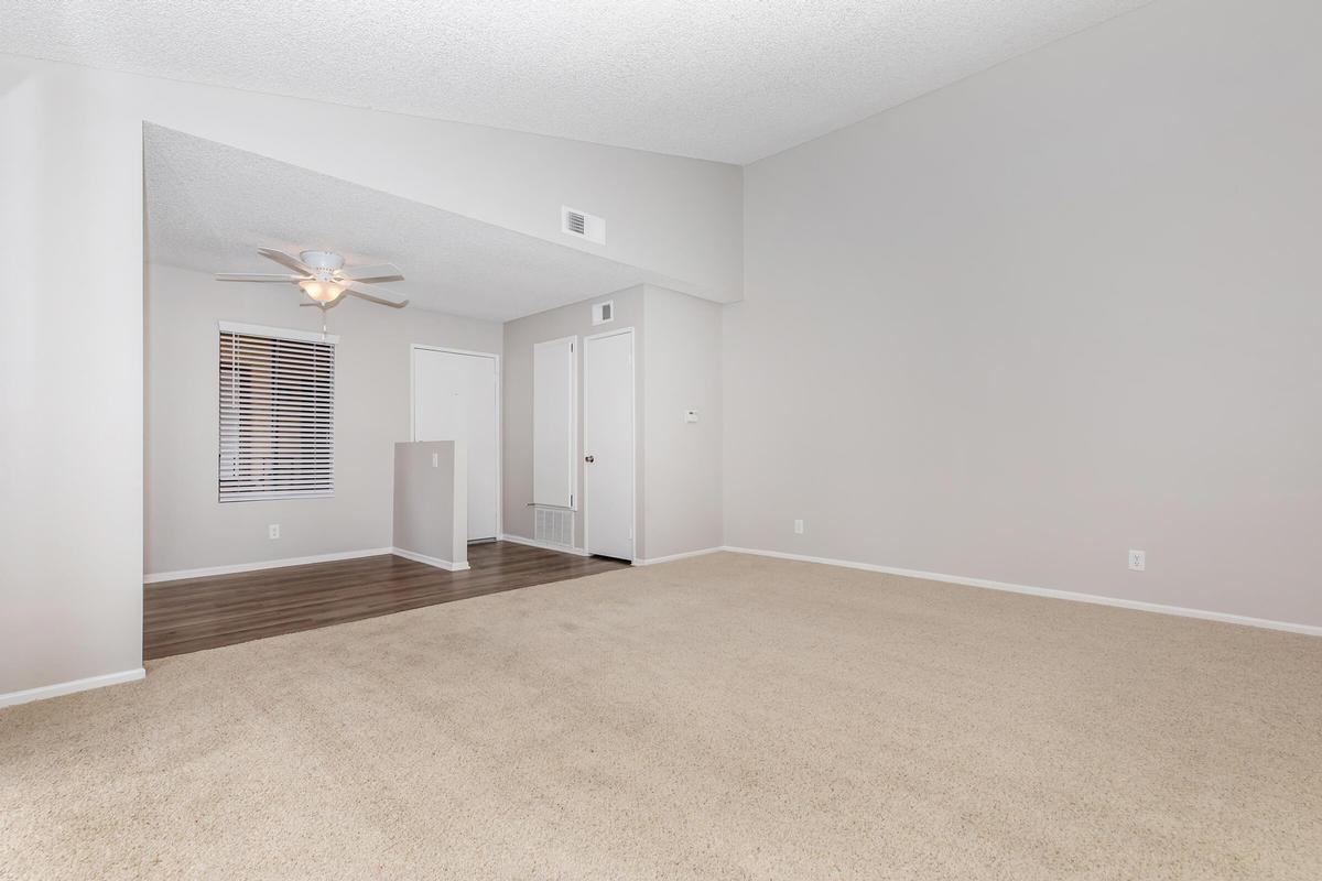 1413 San Bernardino Rd - Photo 6 of 14
