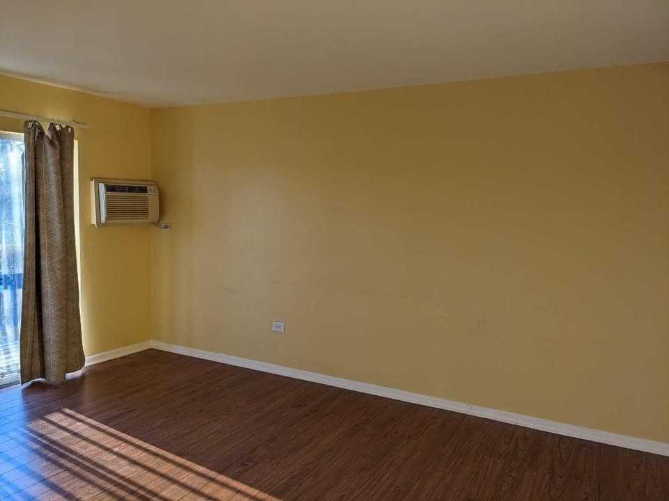 7413 Brookdale Drive - Photo 4 of 22