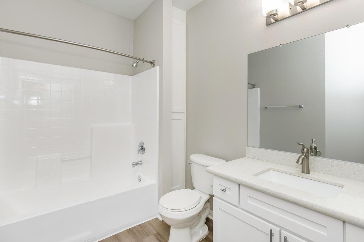 5880 Lochmoor Dr - Photo 2 of 33