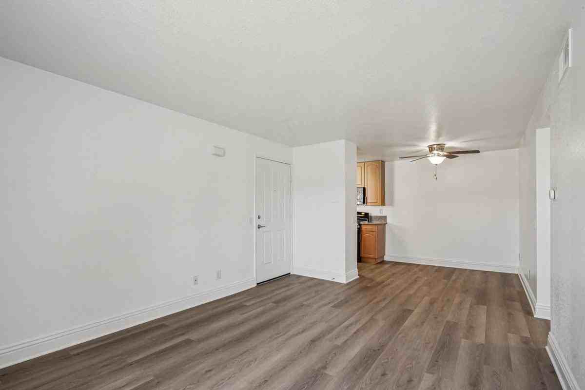 29605 Solana Way - Photo 4 of 32