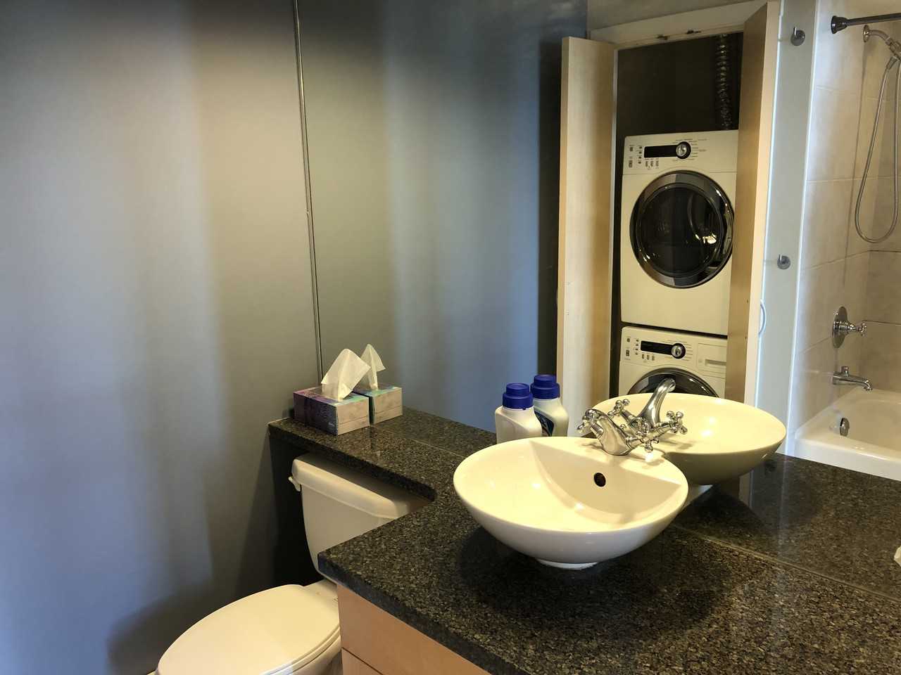 969 Richards Street #704 - Photo 2 of 6