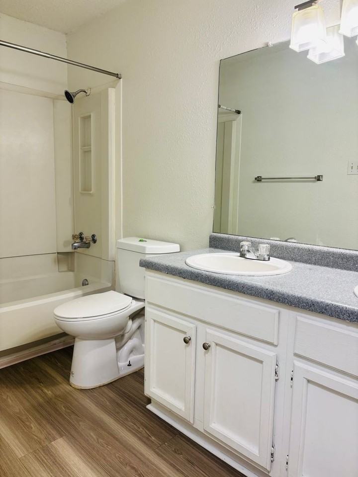 Residences At The Overlook - Photo 2 of 48