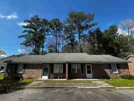 featured image of 2411 Oak St