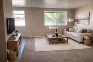 featured image of 209 E 14th Ave #25