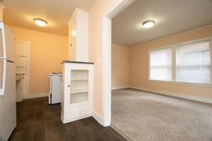featured image of 6109 Se Belmont St