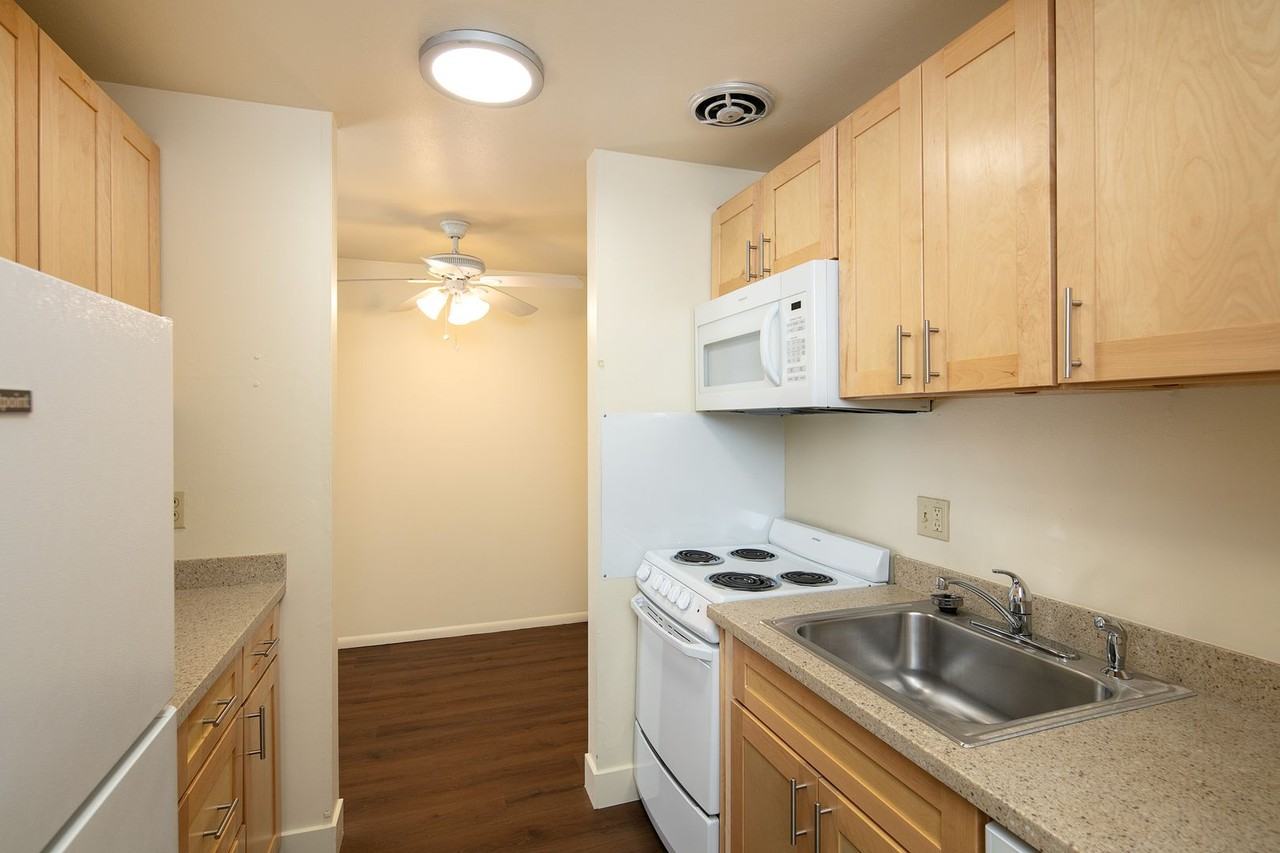 Avante Apartments - Photo 6 of 19