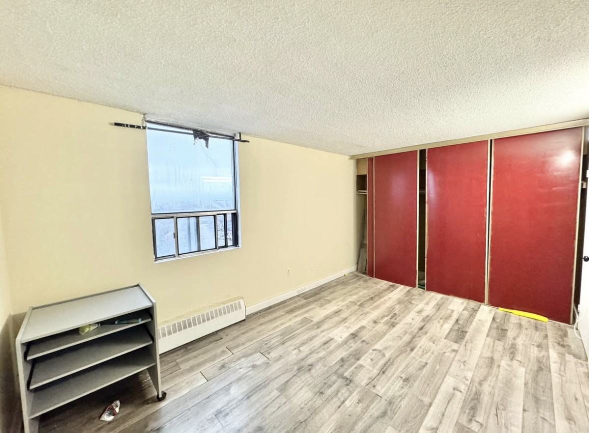 25 Sunrise Ave - Photo 4 of 14