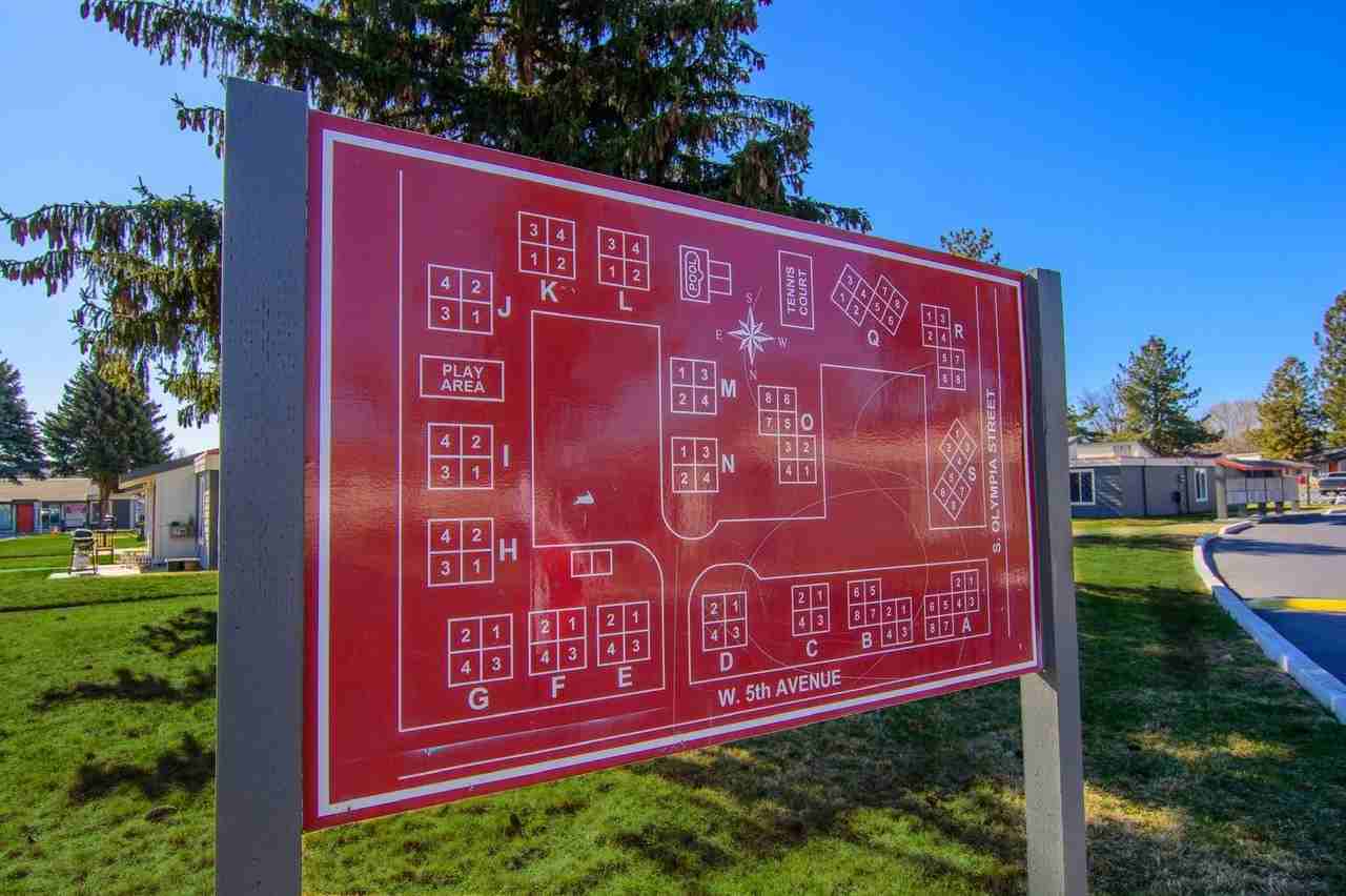 Central Park Apartments - Photo 2 of 19