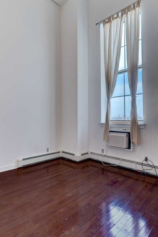 116 Court St - Photo 6 of 13
