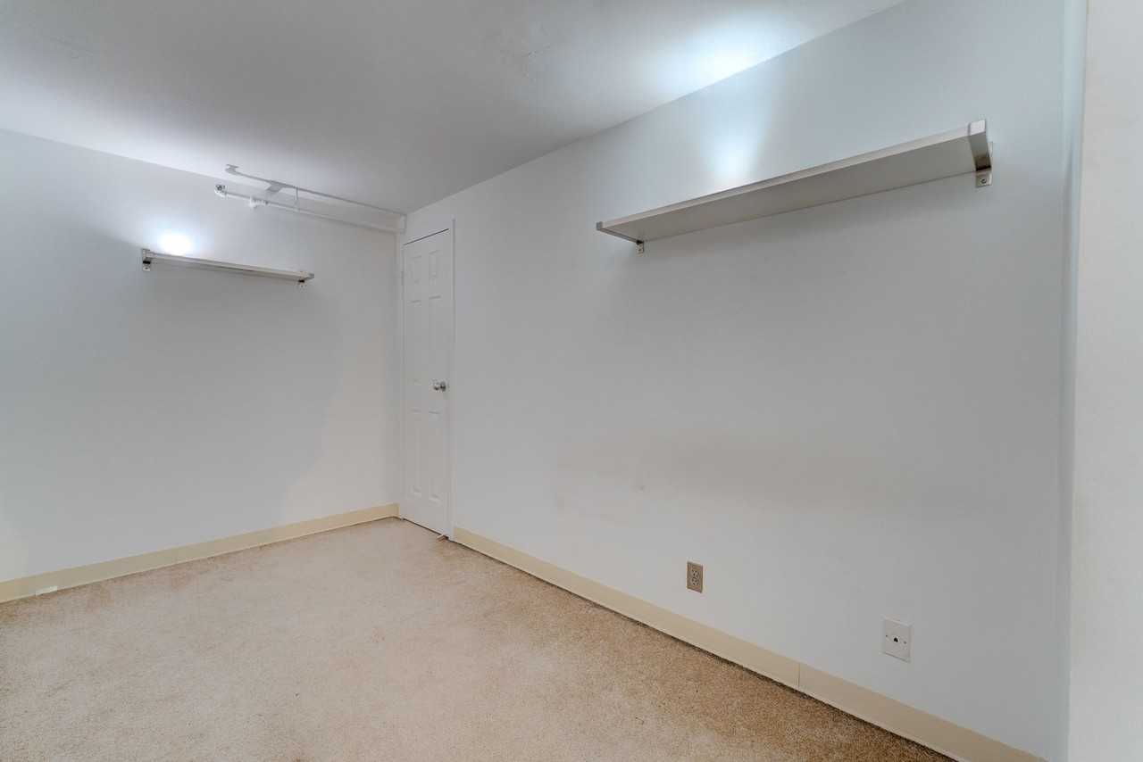 116 Court St - Photo 7 of 13