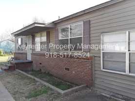 636 E 49th Pl N - Photo 1 of 1