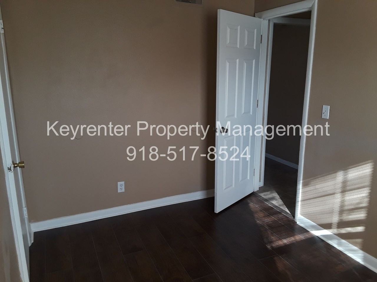 636 E 49th Pl N - Photo 3 of 17