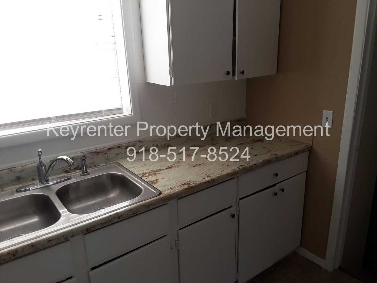 636 E 49th Pl N - Photo 5 of 17