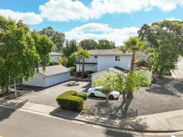 featured image of 10 3rd St