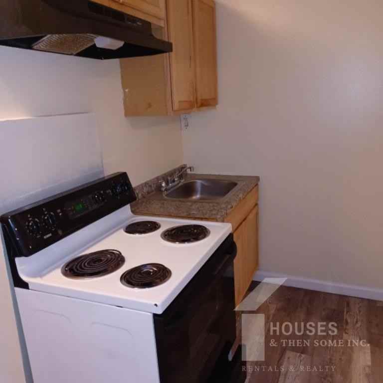 120 Owens St - Photo 4 of 15