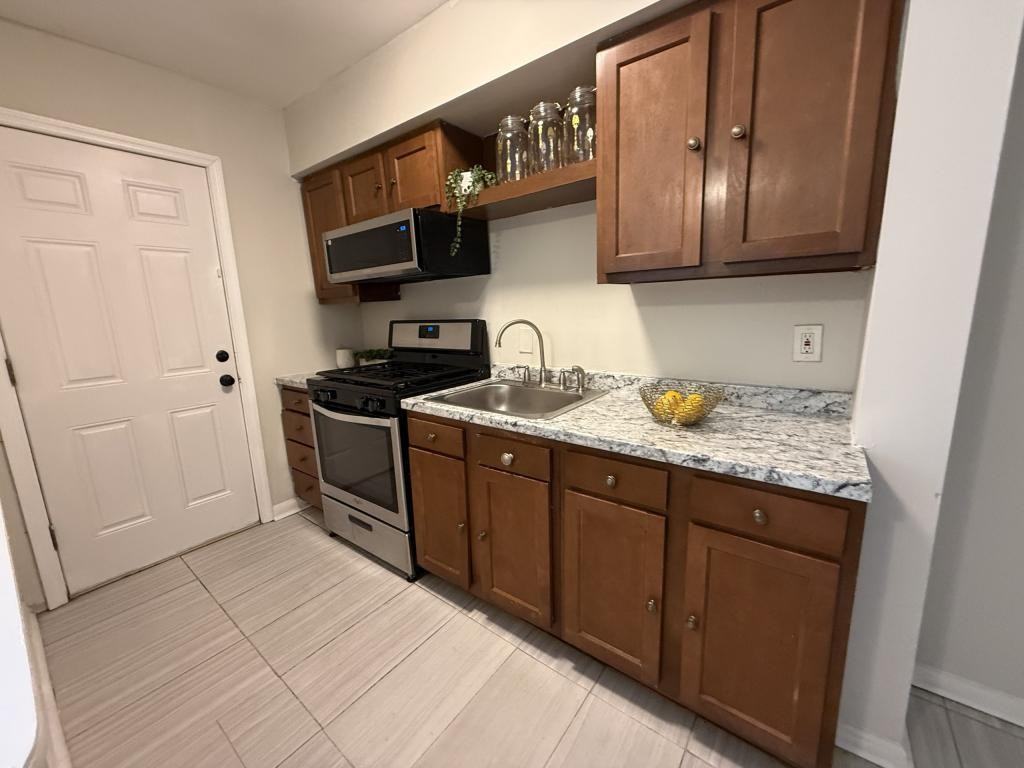 2135 Koko Ln - Photo 7 of 17