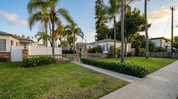 featured image of 428 W Regent St