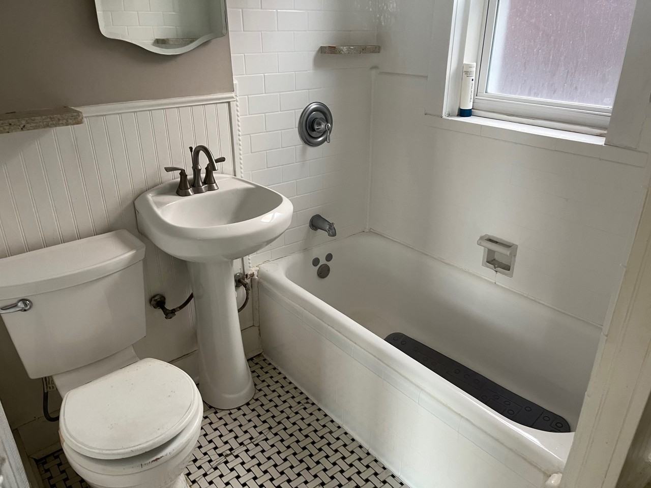 6320 Berthold Avenue #1st Flr - Photo 3 of 5