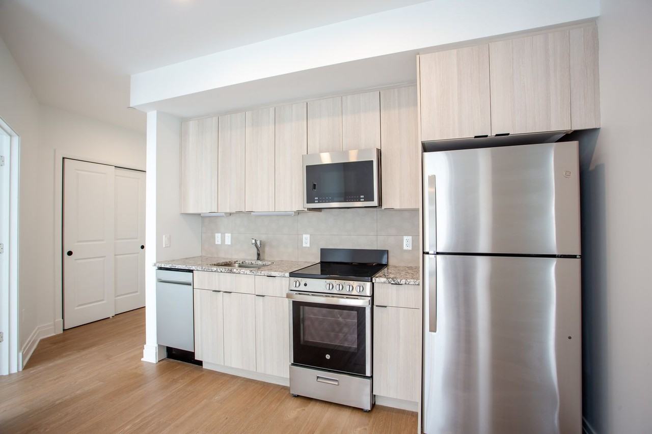 Modern Living Along Georgia Avenue in Northwest DC - Photo 2 of 50